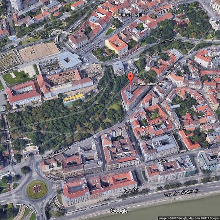 Logement Sous Le Chateau Budapest Exterior photo